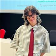 Insegnante di chimica, matematica e scienze a studenti delle medie e del liceo